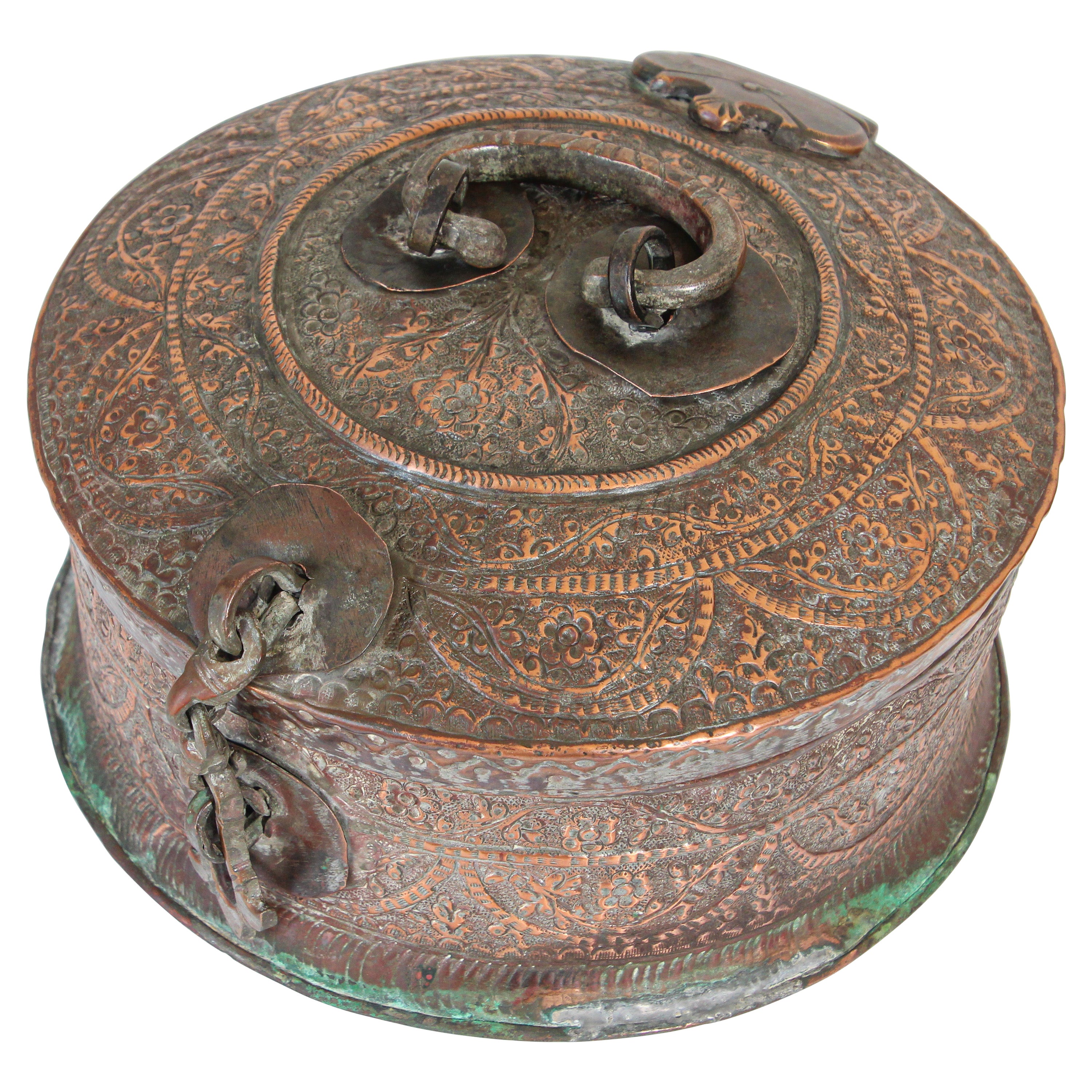 Grande boîte ronde décorative indienne moghole en cuivre avec couvercle