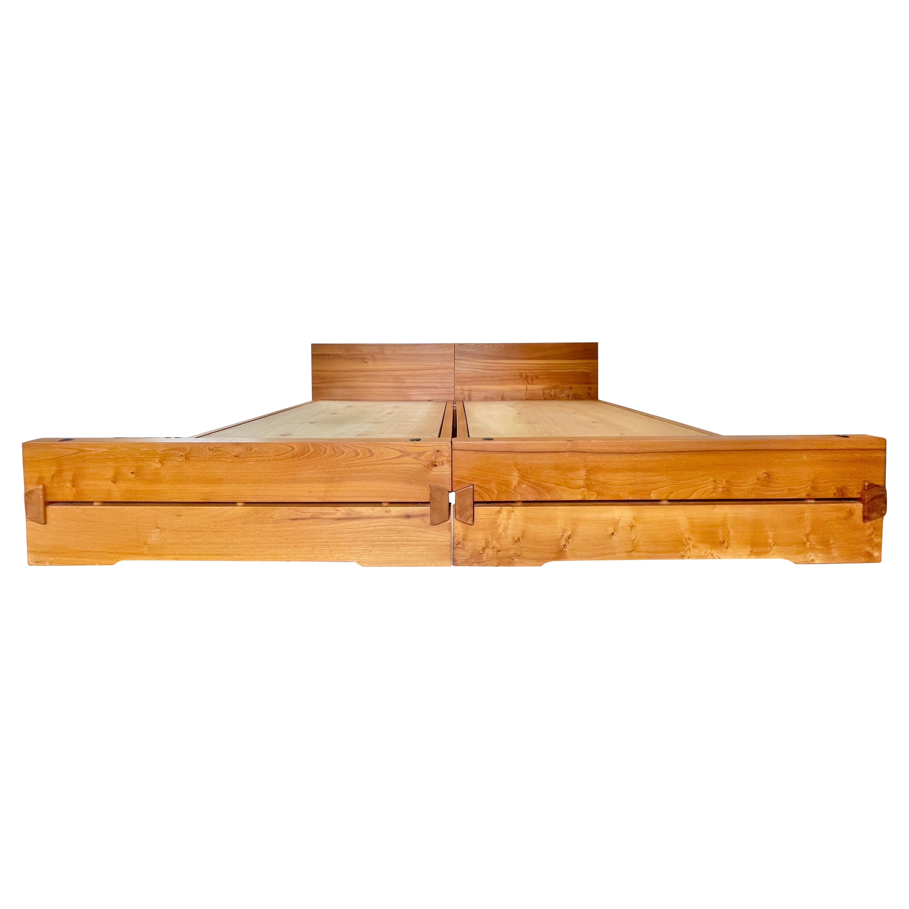 Pair of Loui L02A Pierre Chapo Bed 1970 in French Elm For Sale