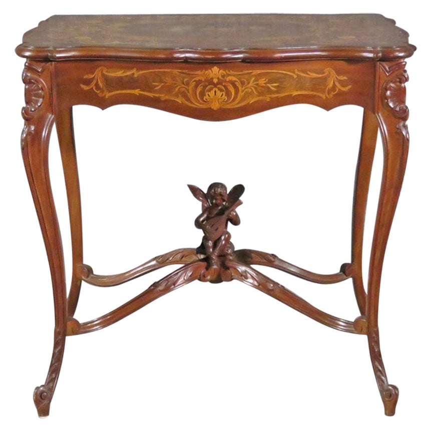 Geschnitzter französischer Louis XV Puttu Cherub-Tisch mit Intarsien in der Mitte, Attr. RJ Horner im Angebot