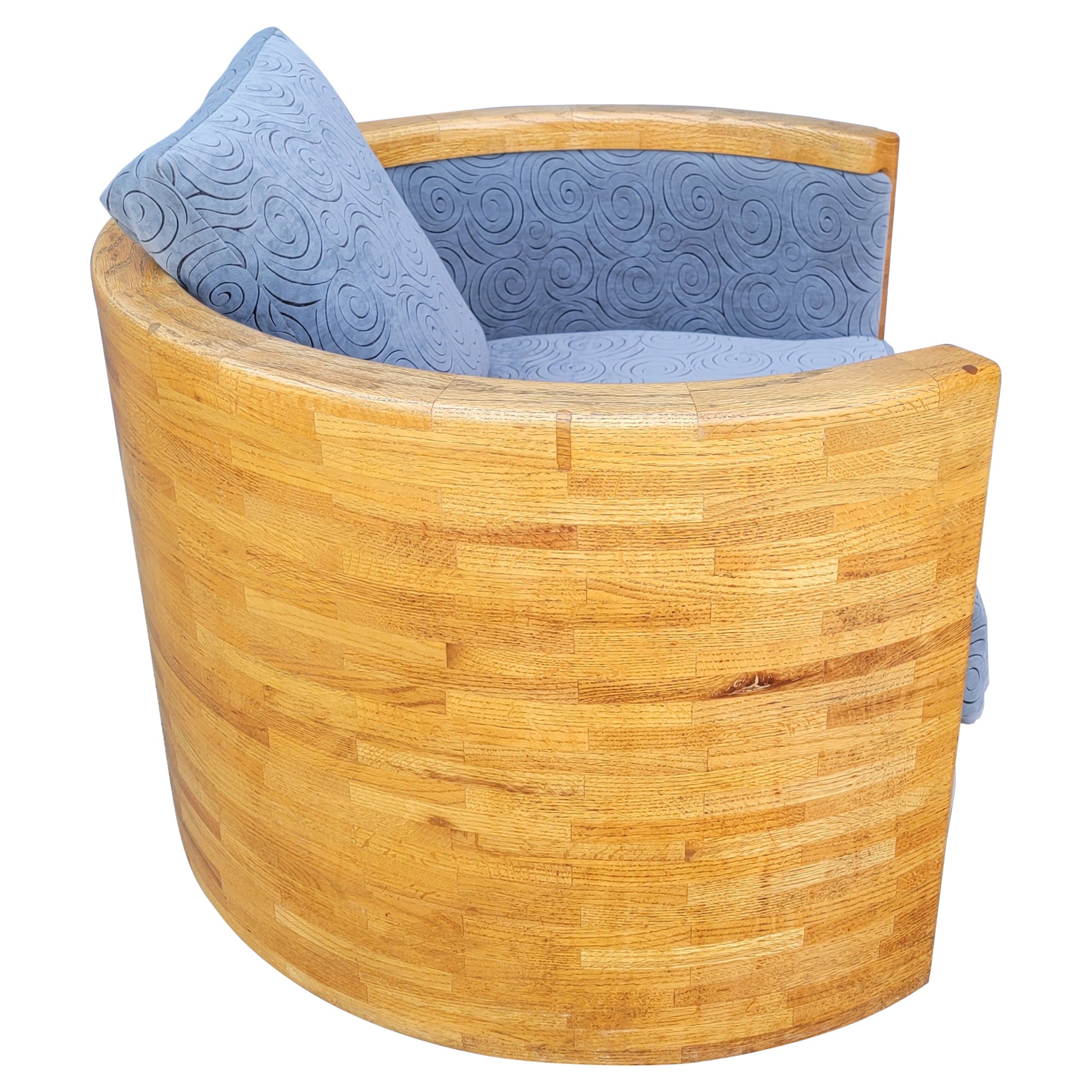 Barrel Swivel Lounge Chair
