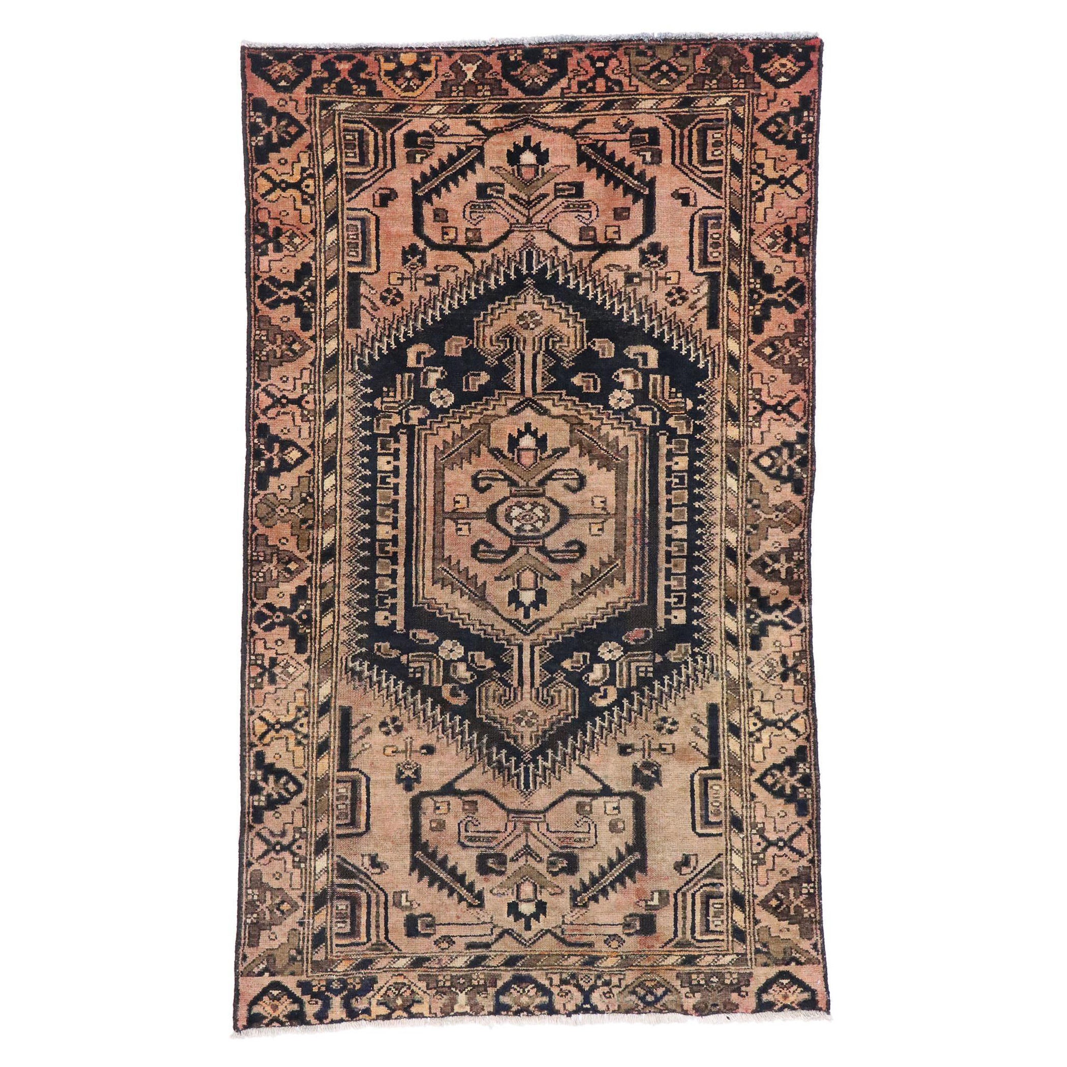 Persischer Hamadan-Teppich im modernen Stammesstil, moderner Stil im Angebot