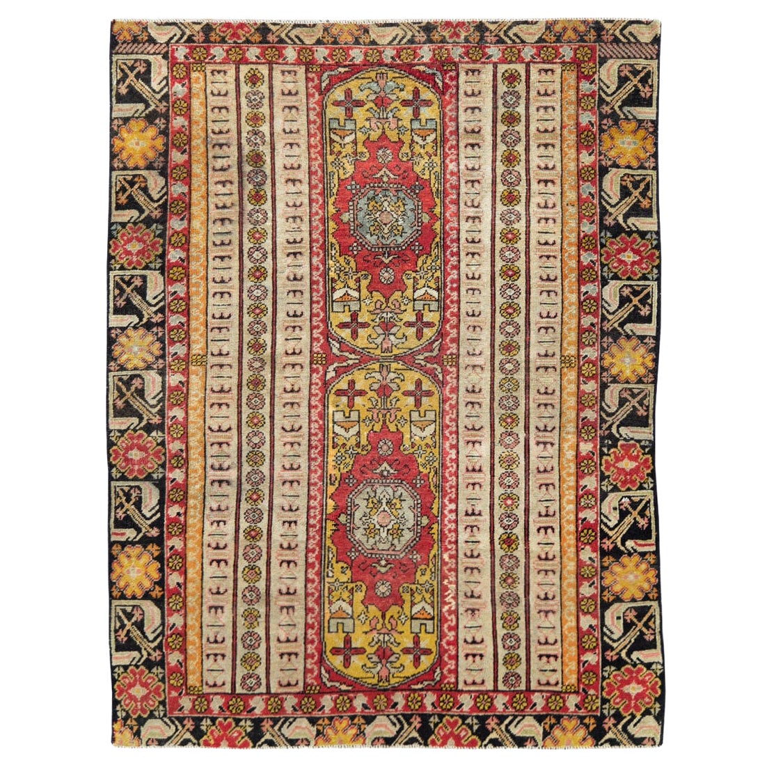 Early 20th Century Handmade Turkish Ghiordes Accent Rug For Sale