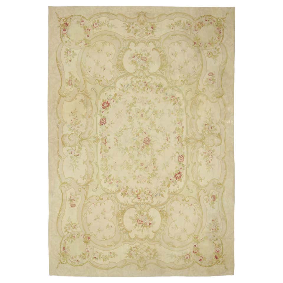 Vintage French Aubusson Rug with Regal Romantic Rococo Style For Sale ...