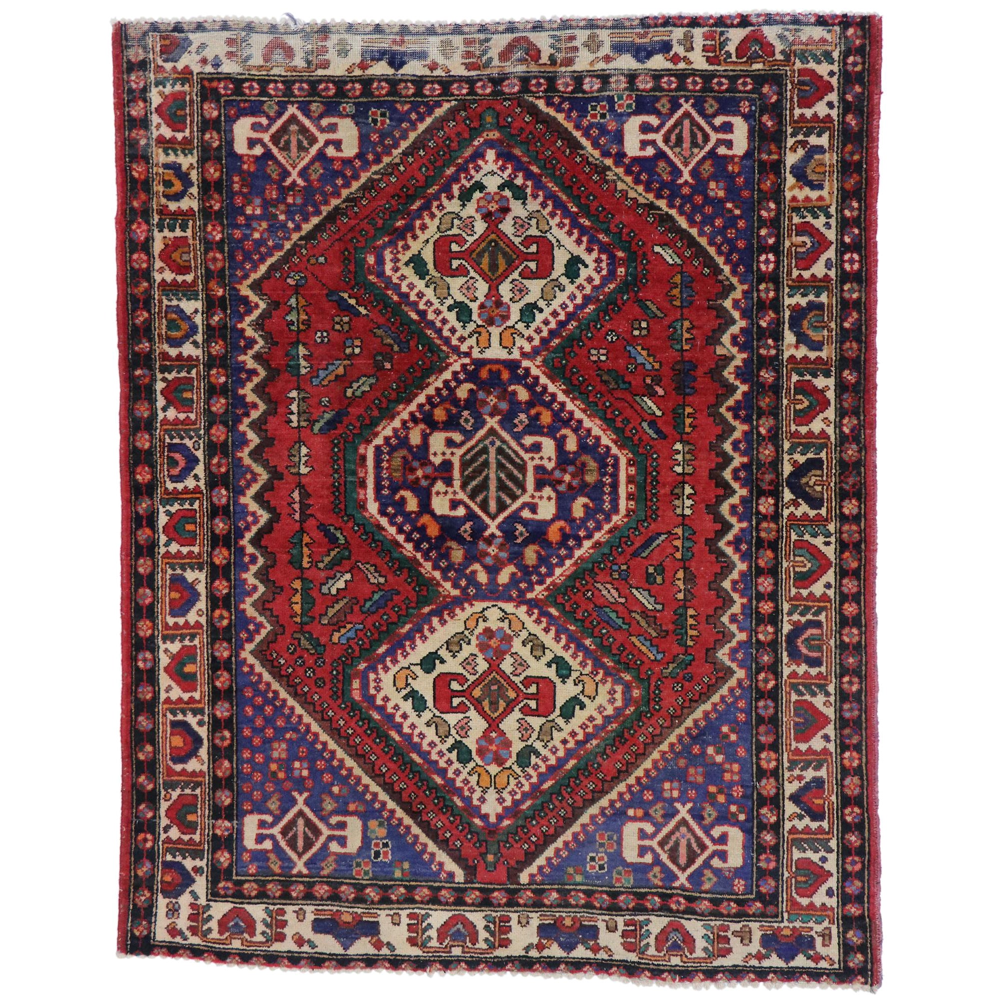 Tapis persan Viss vintage de style tribal