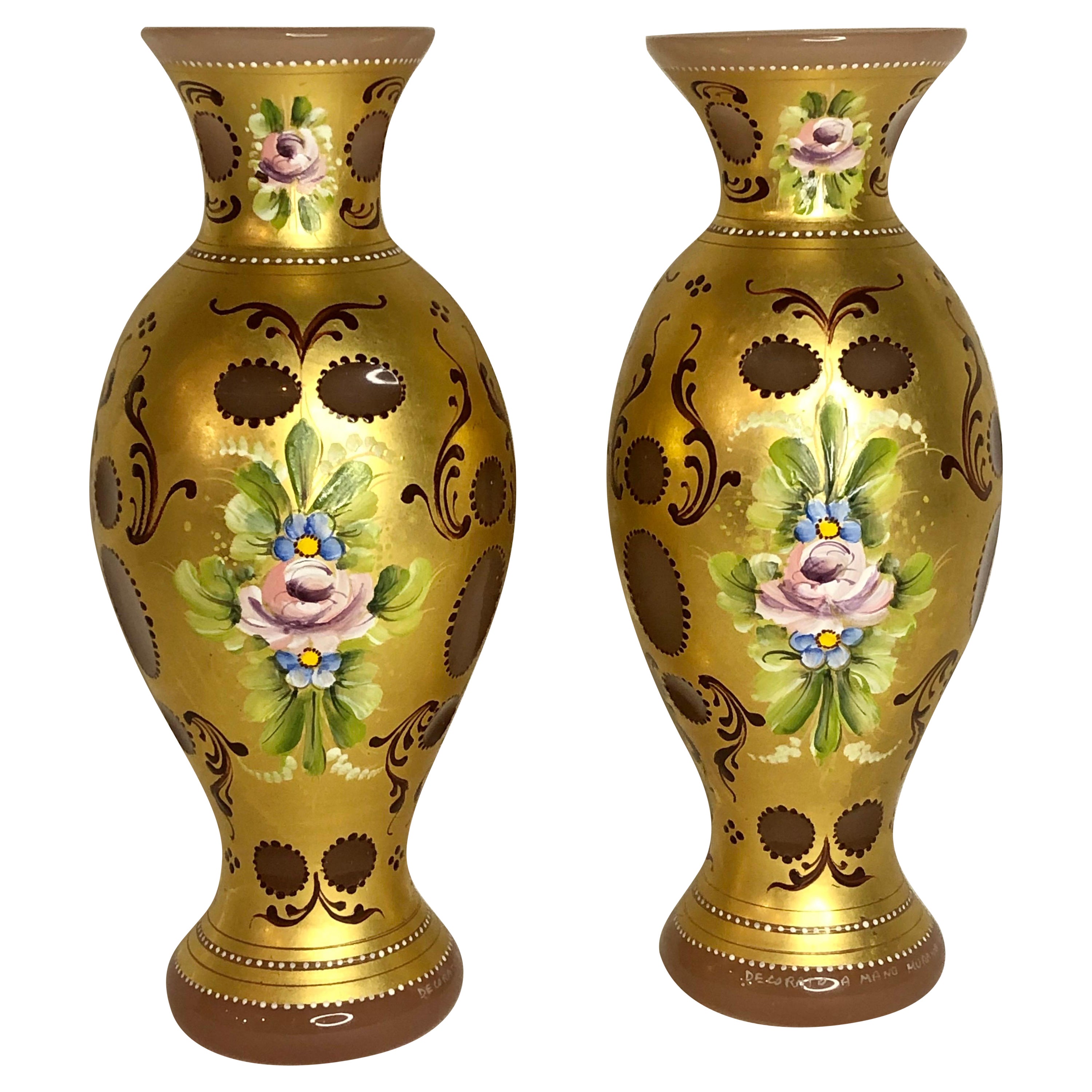 Paar Murano-Vasen mit geschliffenem Überzug, dekoriert mit 24 Karat Gold und rosa Rosen