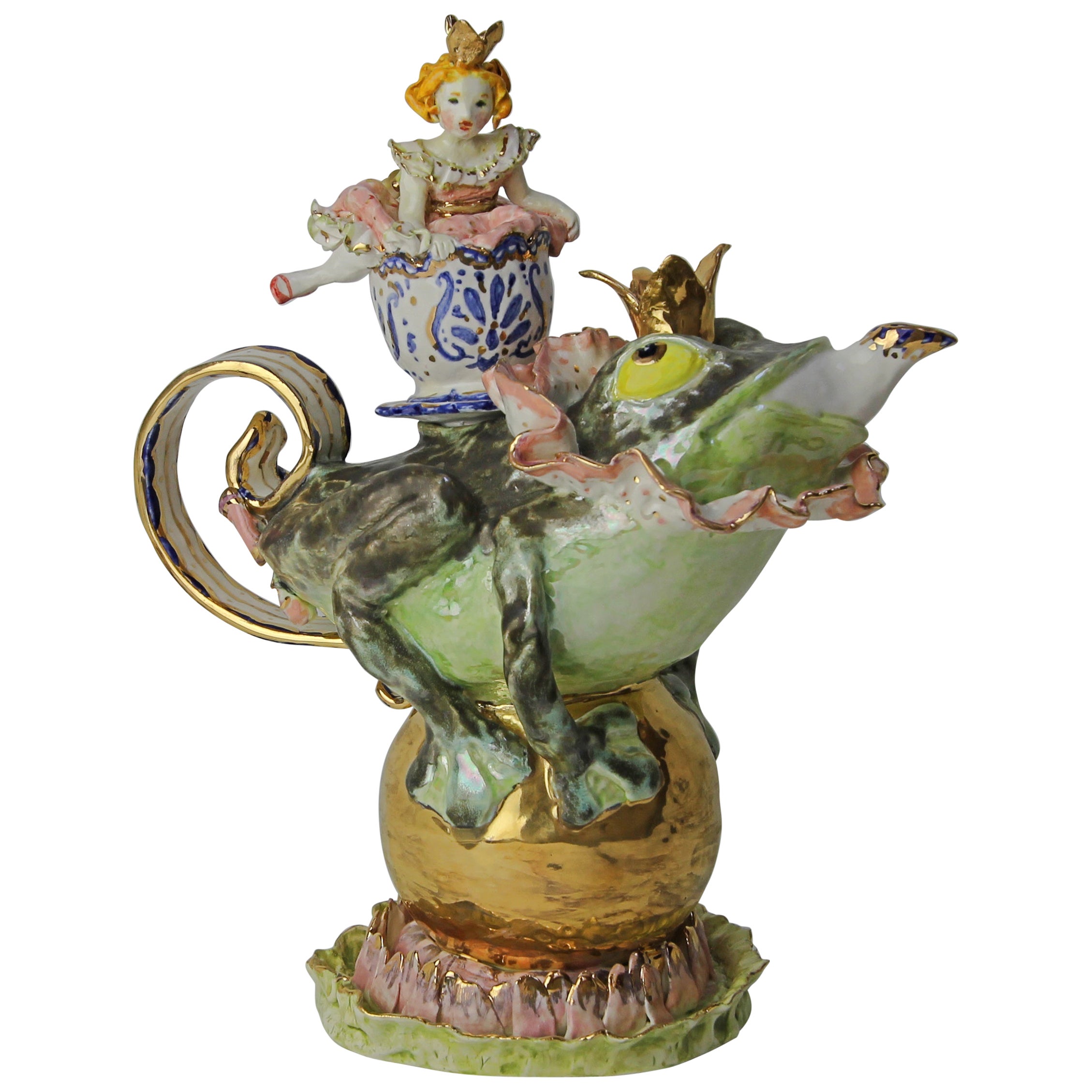 Pièce en porcelaine The Frog Prince, fabriquée à la main en Italie, design artisanal 2021 en vente