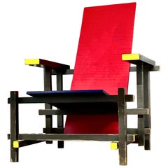 Red Blue Chair by Gerrit Rietveld for Cassina, Italy, De Stijl Modern, 1918