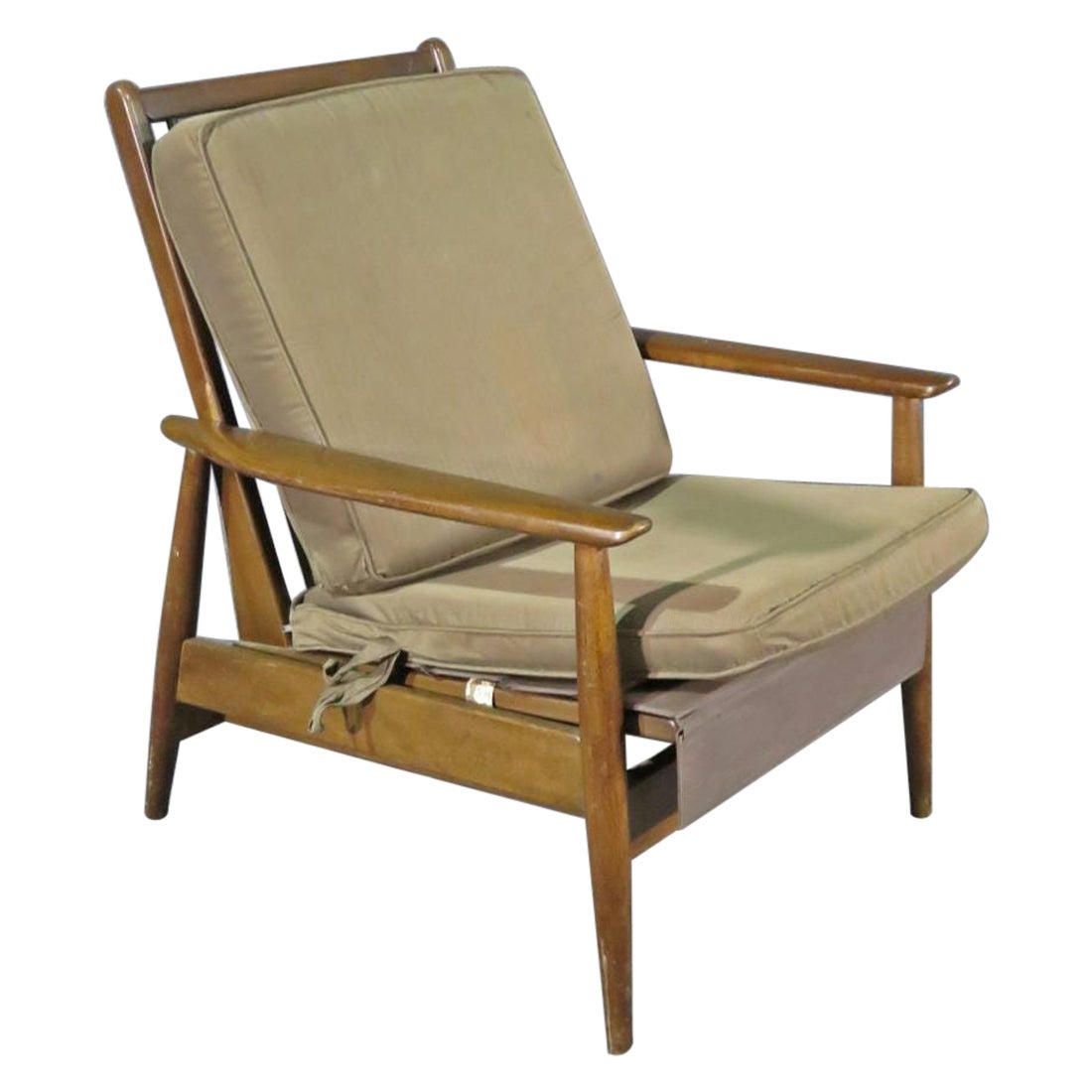 Vintage Walnut Rocking Chair For Sale