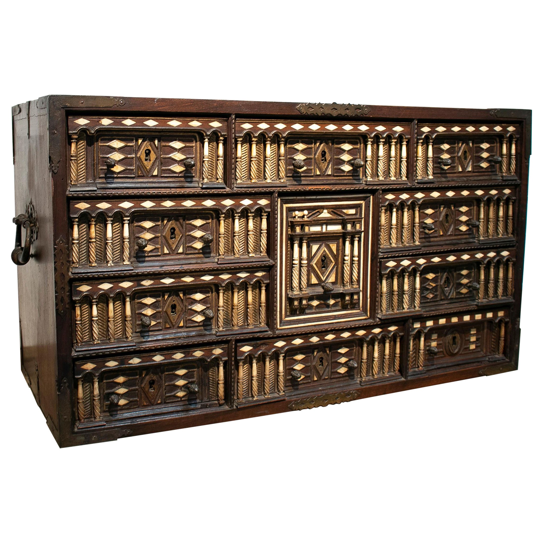 17th Century Spanish Bargueño Desk Hand Made 10-Drawer Wooden Portable Chest