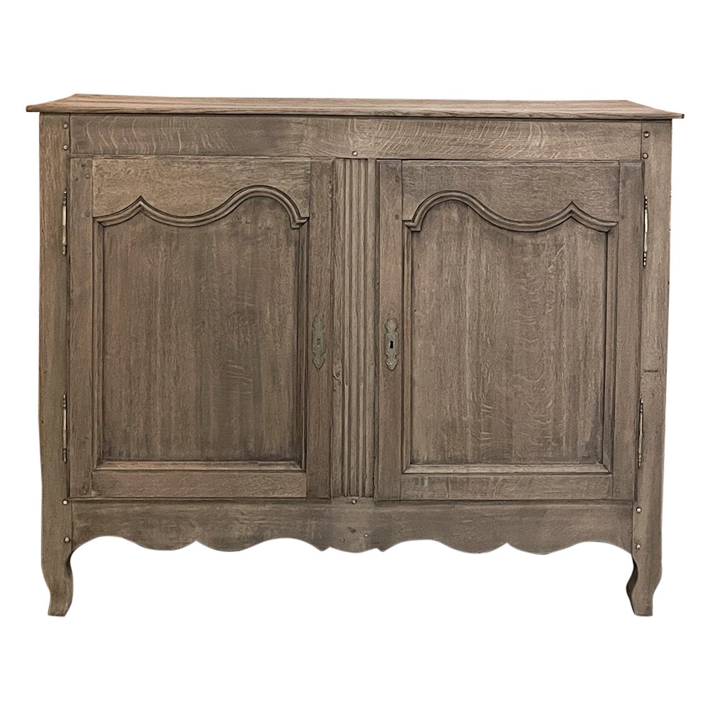 18th Century Country French Buffet in Stripped Oak For Sale