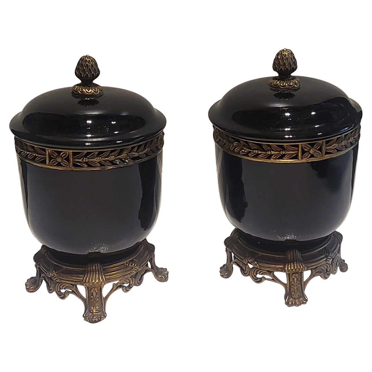 Pair of Louis XV Bronze black Vases For Sale