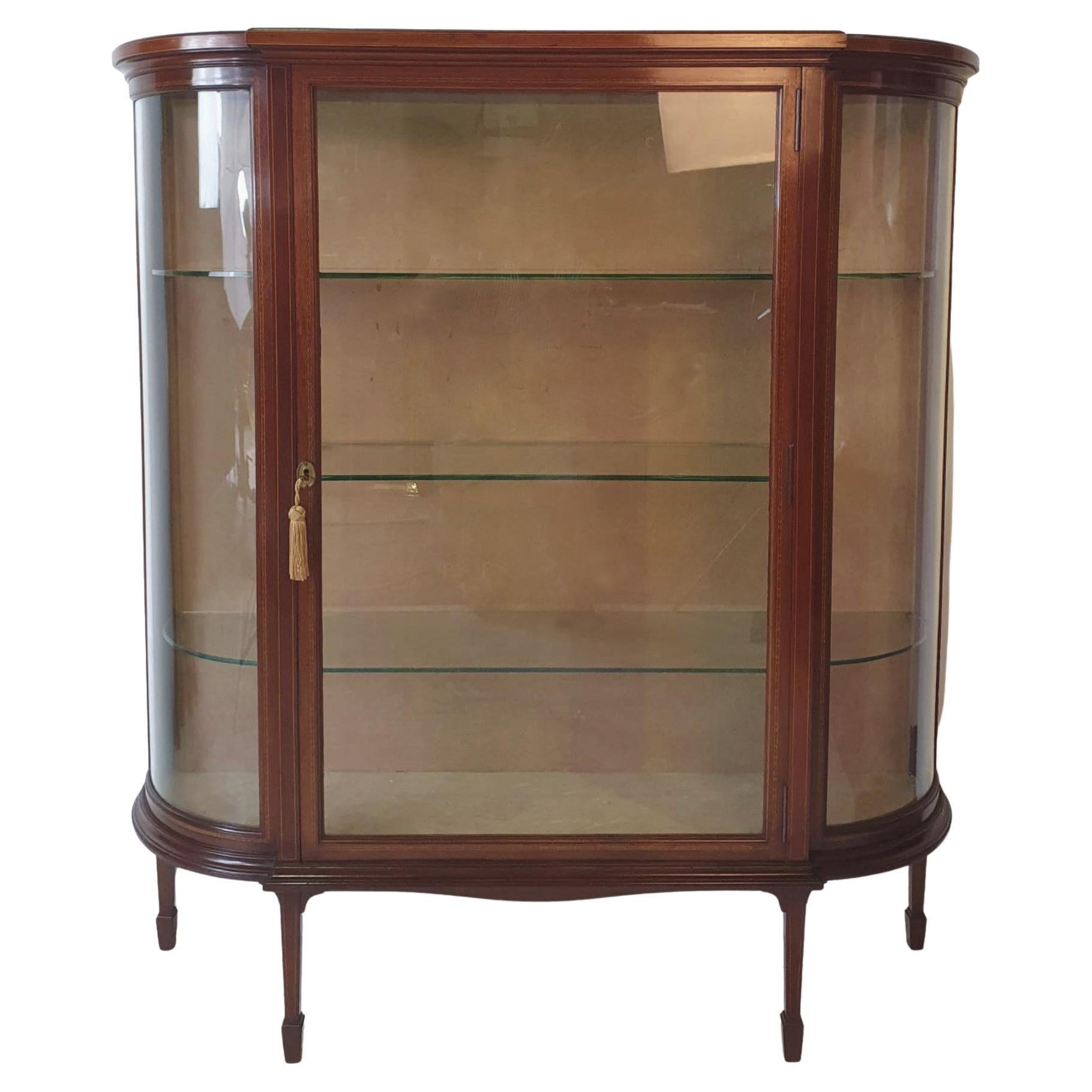 Fine Early Twentieth Century Inlaid Mahogany Display Cabinet