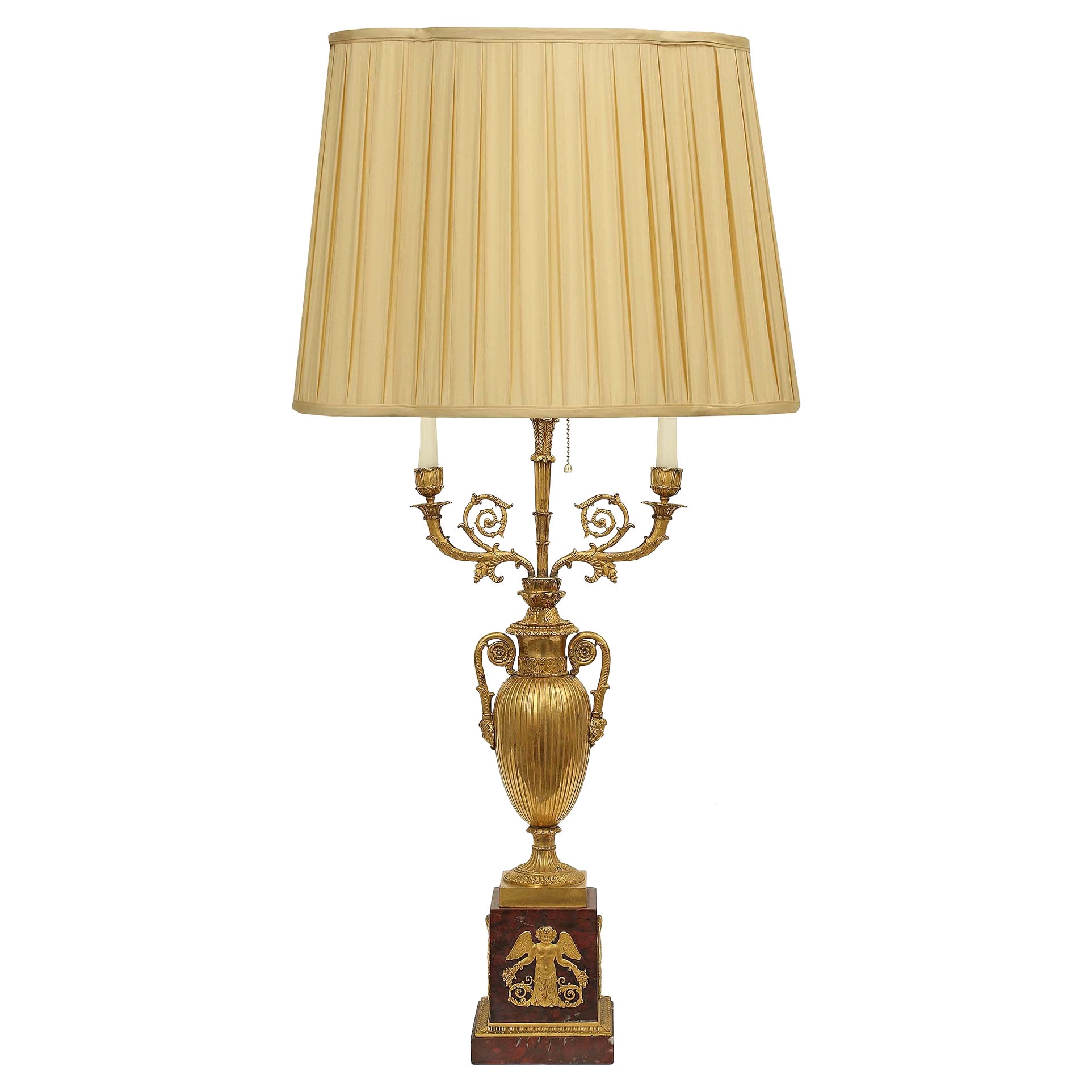 Lampe aus Goldbronze und Marmor im Empire-Stil des 19. Jahrhunderts