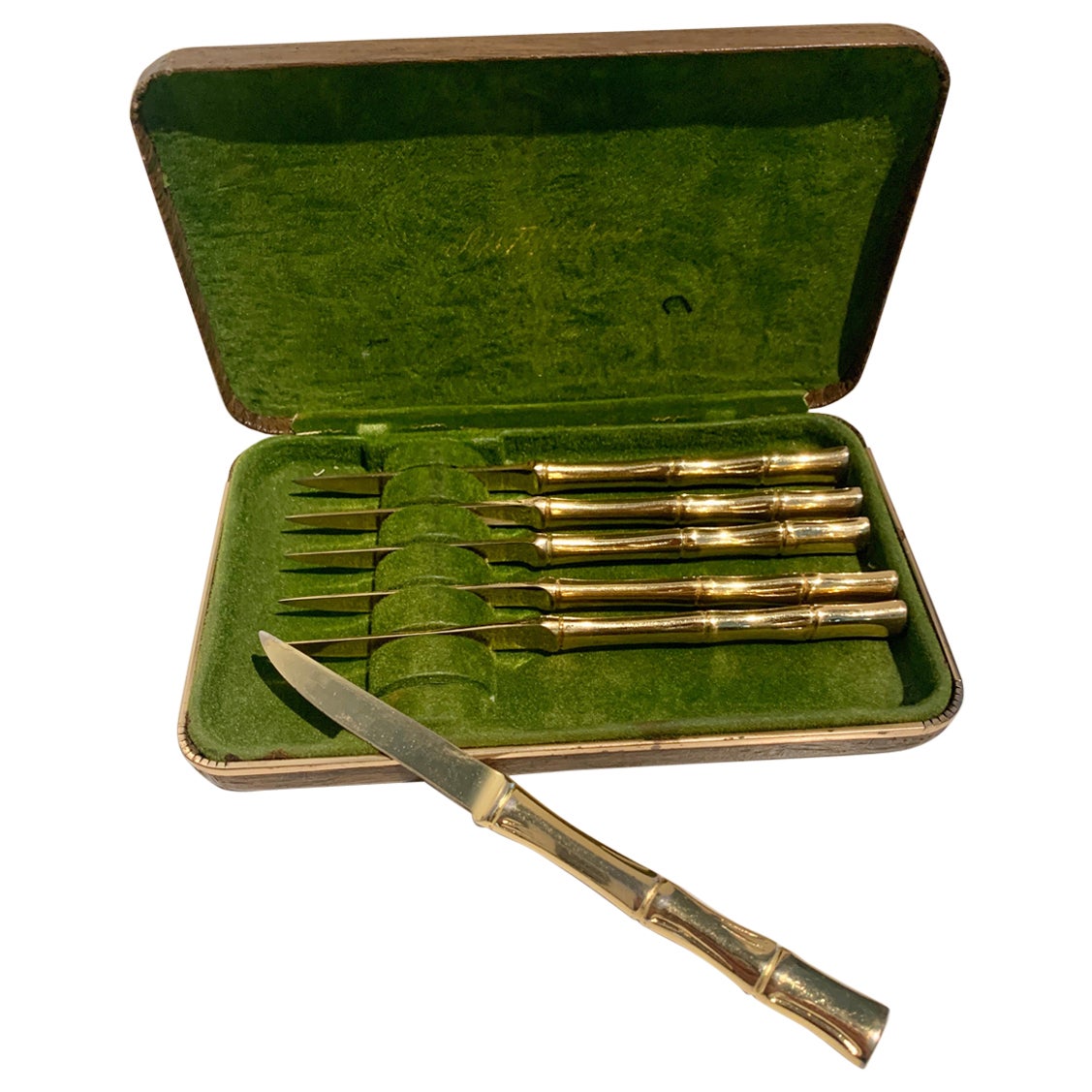 19th Century High Quality Chinese Trousse Traveling Bone Utensil Set at