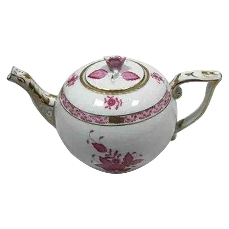 Herend Hungary Apponyi Purple Tea Pot No 601 For Sale