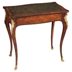 Table à écrire française de style Napoléon III en bois marqueté du 20e siècle, 1920