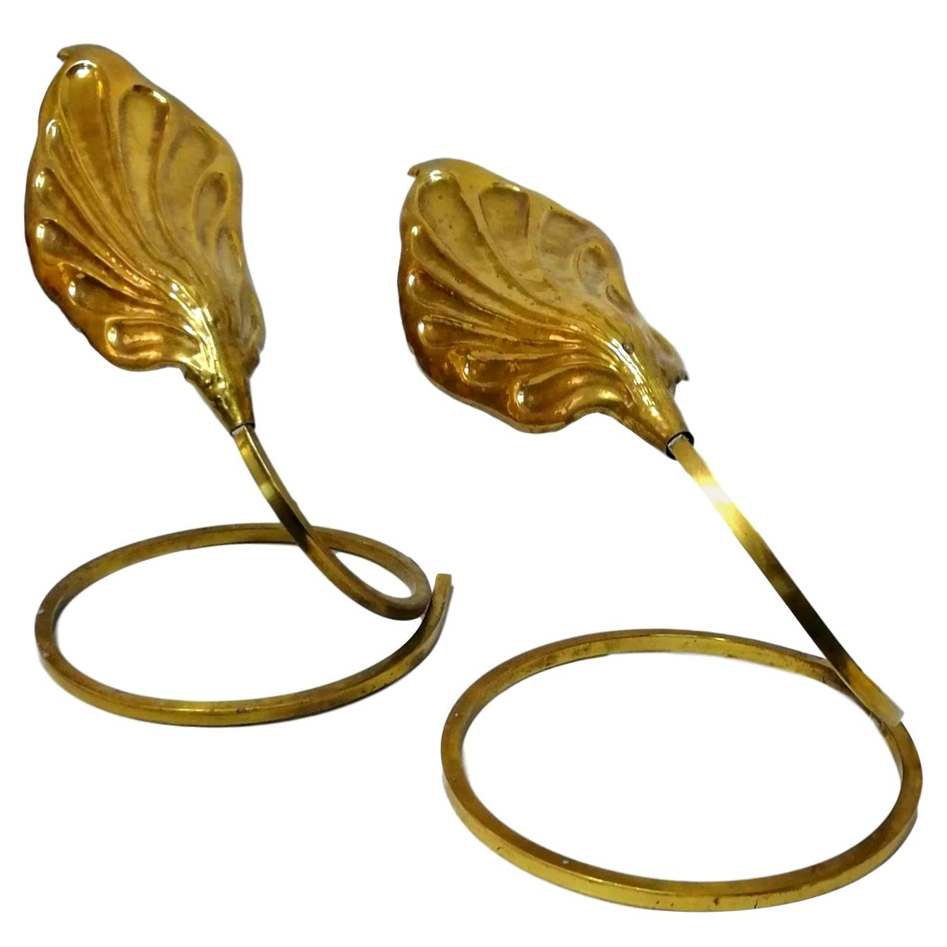 Pair of brass table lamps "Foglia" design Tommaso Barbi, 1970s