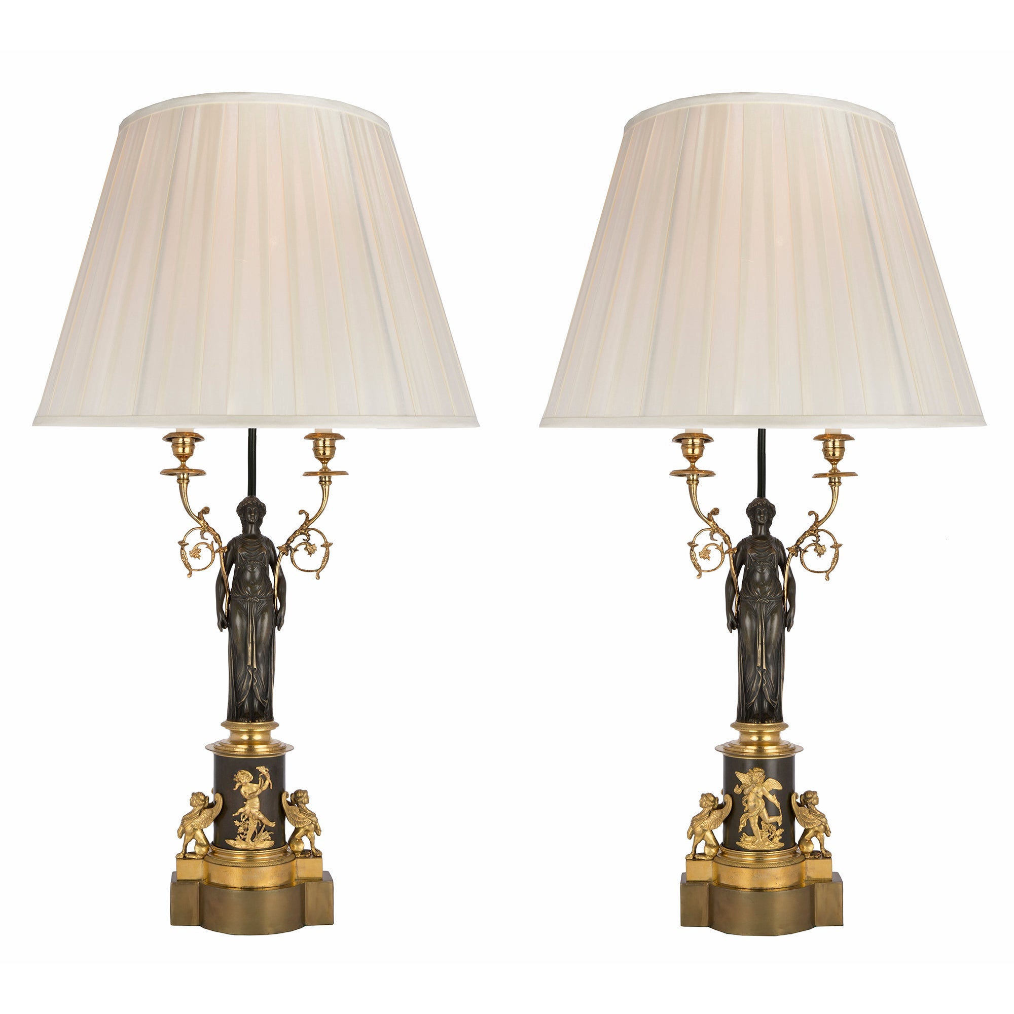 Paar französische neoklassische St.-Lampen aus dem 19.