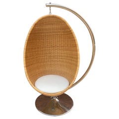 Rare Nanna Ditzel for Bonacina Pierantonio Egg Shaped Hanging Woven Cane Chair
