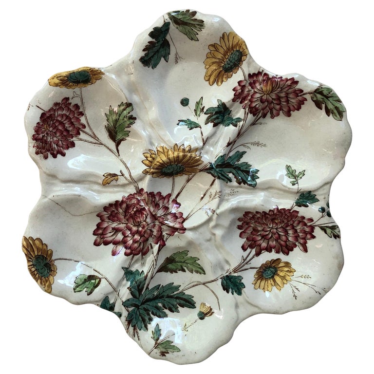 19th Century English Oyster Plate with Flowers Adderley For Sale
