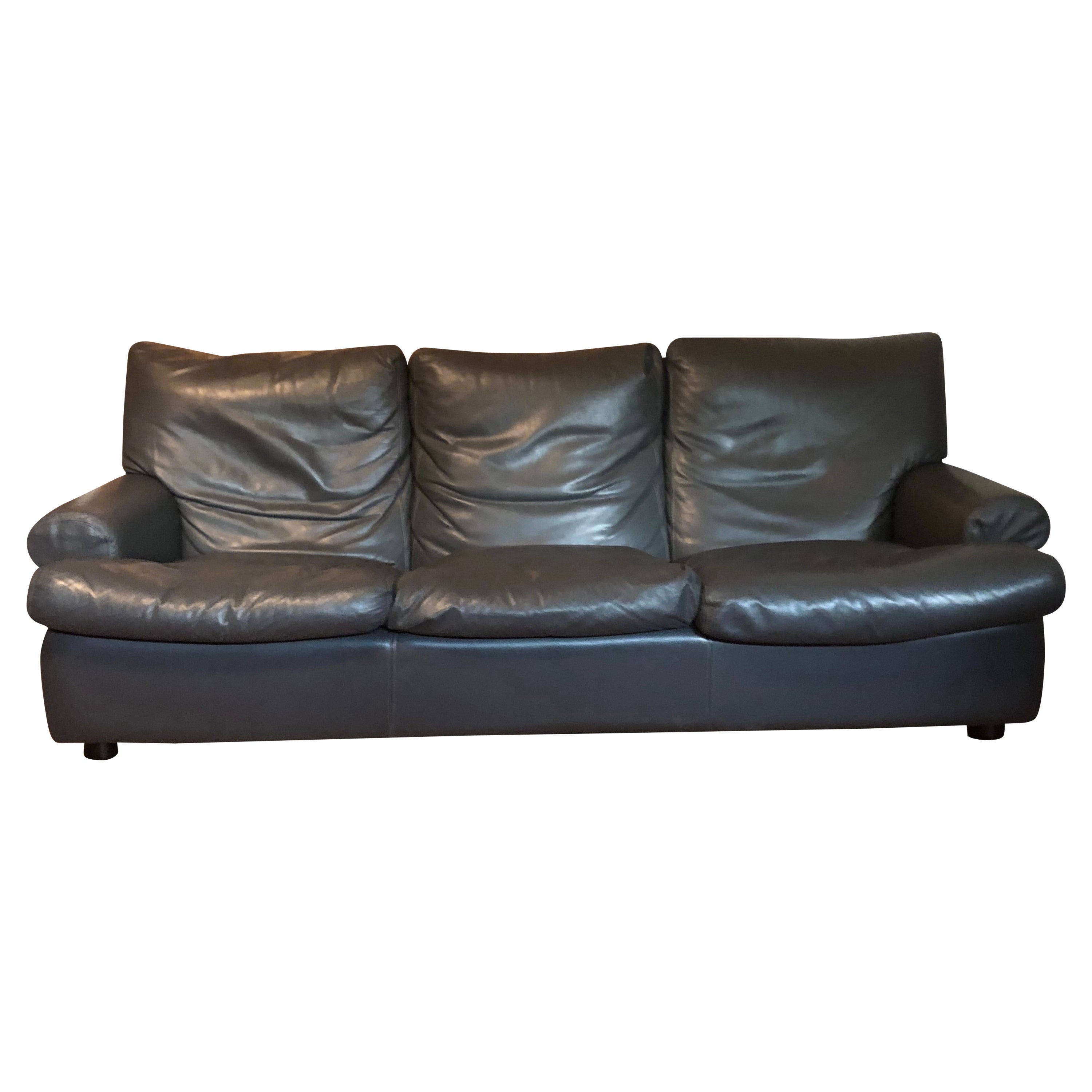 Classic French Art Deco 1930 Style Leather Club Sofa / Couch For Sale