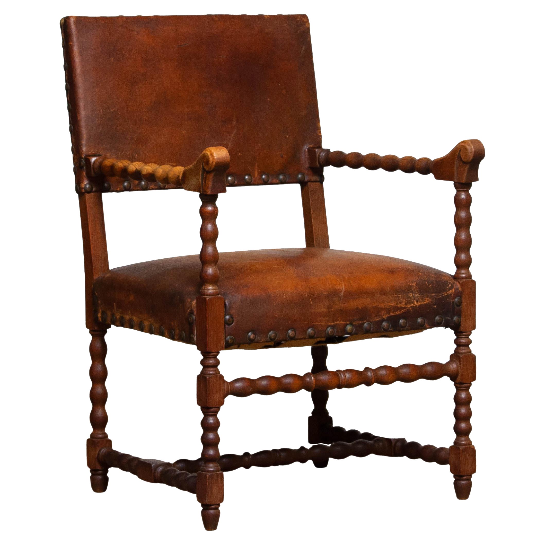 18th Century Italian Oak and Nailed Brown Leather Renaissance Armchair For Sale