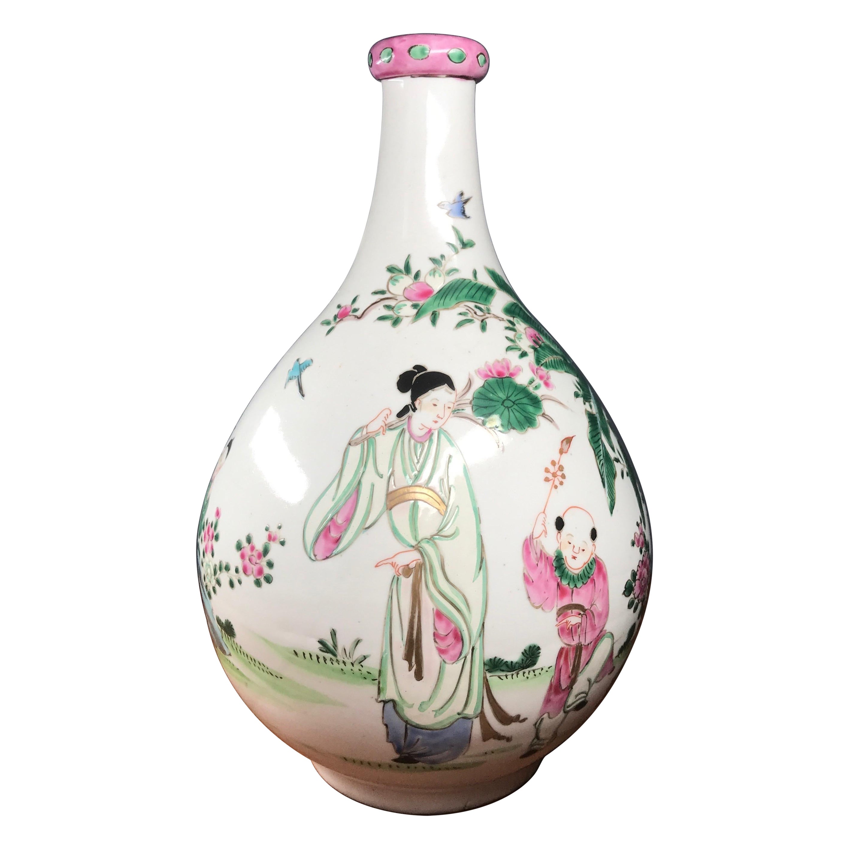 Japanese Bottle Shape Vase, Famille Rose Colours, 19th Century For Sale