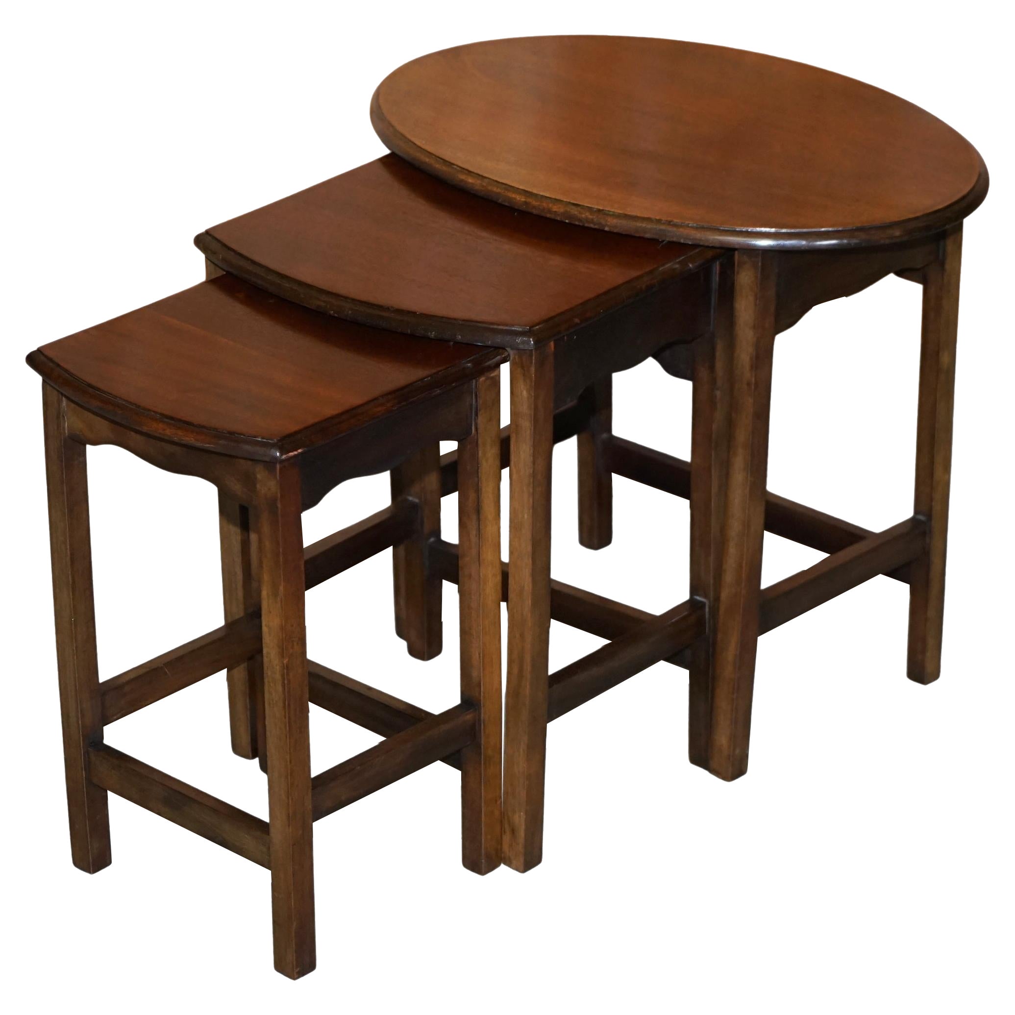 Lovely circa 1940's English Hardwood Nest of Three Side End Lamp Wine Tables For Sale