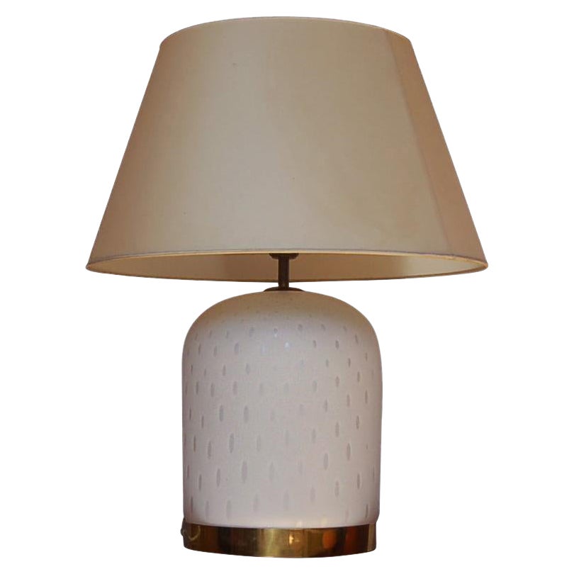 Lampada da tavolo Tommaso Barbi in vetro di Murano Fabbricazione italiana anni '70