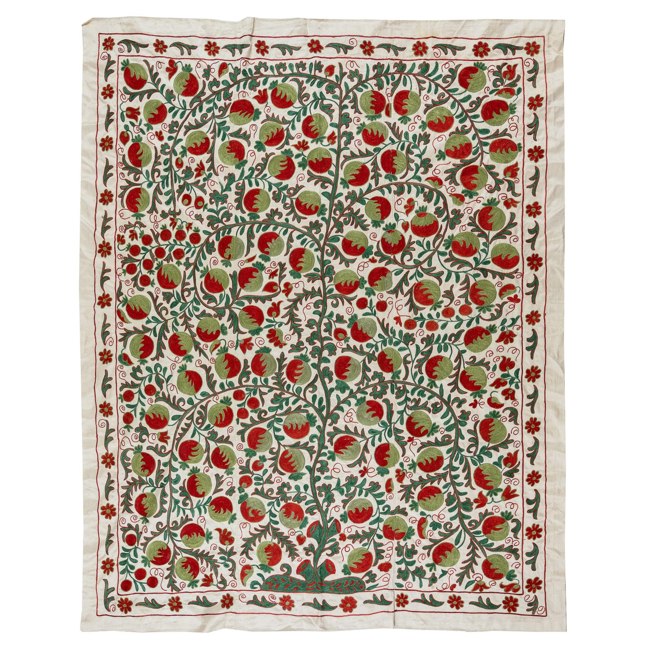 5.2x6.6 ft Suzani Bed Cover, Silk Hand Embroidered Wall Hanging, Uzbek Tapestry (Tapisserie Ouzbek)