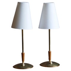 Möllers Armatur Elektriska:: Lampes de table Lampes:: laiton:: chêne:: Suède:: 1960s