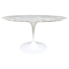 Arebescato Marble Tulip Dining Table by Eero Saarinen for Knoll International