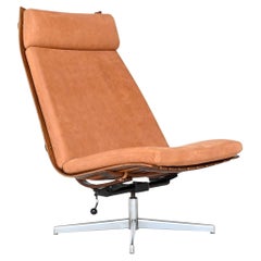 Hans Brattrud fauteuil de salon pivotant scandinave Scandia Hove Mobler Norvège 1957