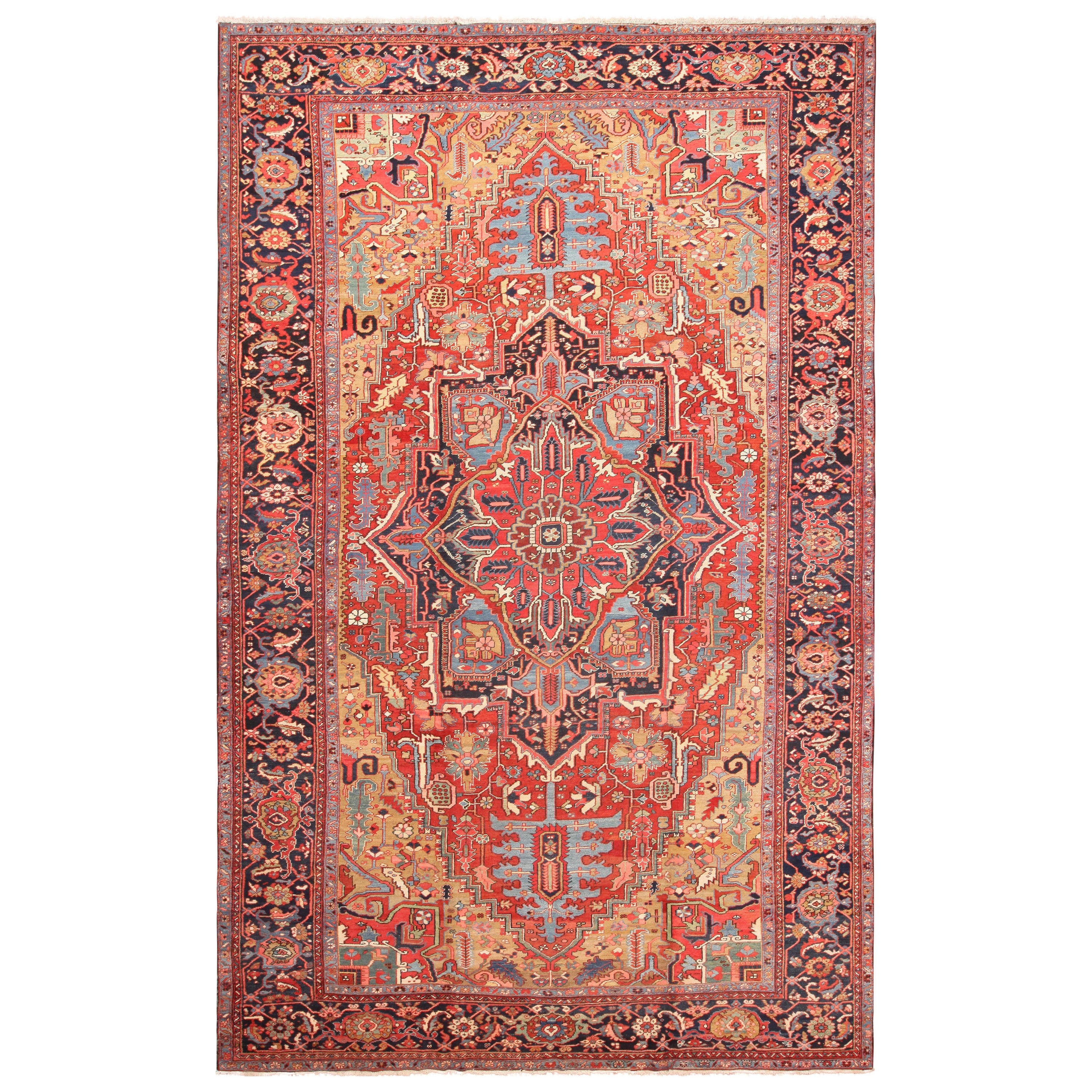 Nazmiyal Collection Antique Persian Heriz Area Rug. 11 ft 9 in x 18 ft 6 in