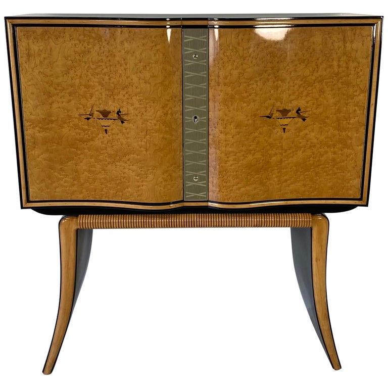 Paolo Buffa Italian Art Deco Maple and Black Lacquer Bar Cabinet, 1940s For Sale