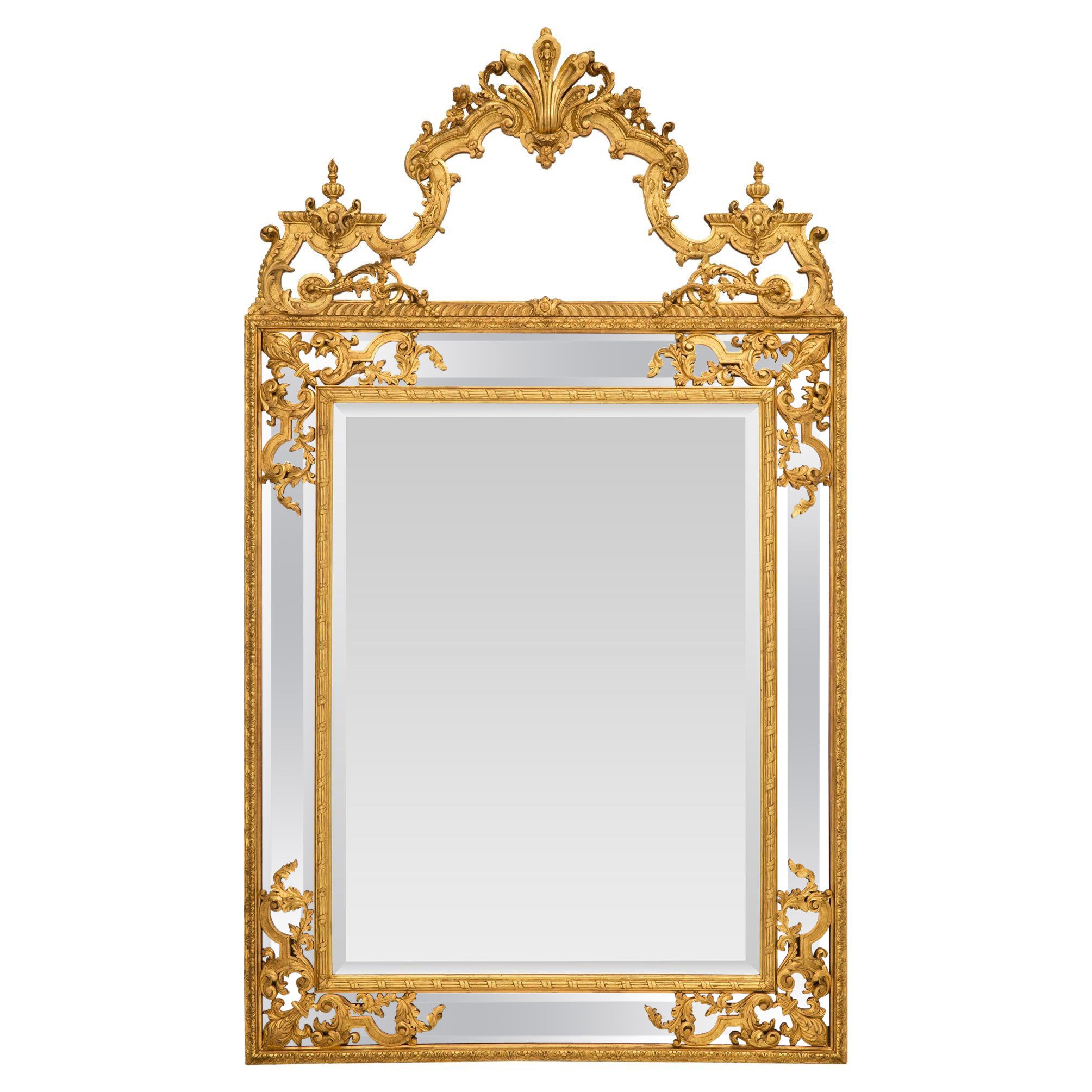 Französischer doppelt gerahmter Spiegel aus vergoldetem Holz im Regence-Stil