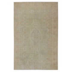 Türkischer Sivas-Teppich in Grün und Rosa, weich getönt, Medaillon-Design