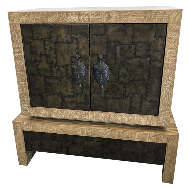 Maitland Smith TV Stand in Black Leather, 1980s For Sale at 1stDibs
