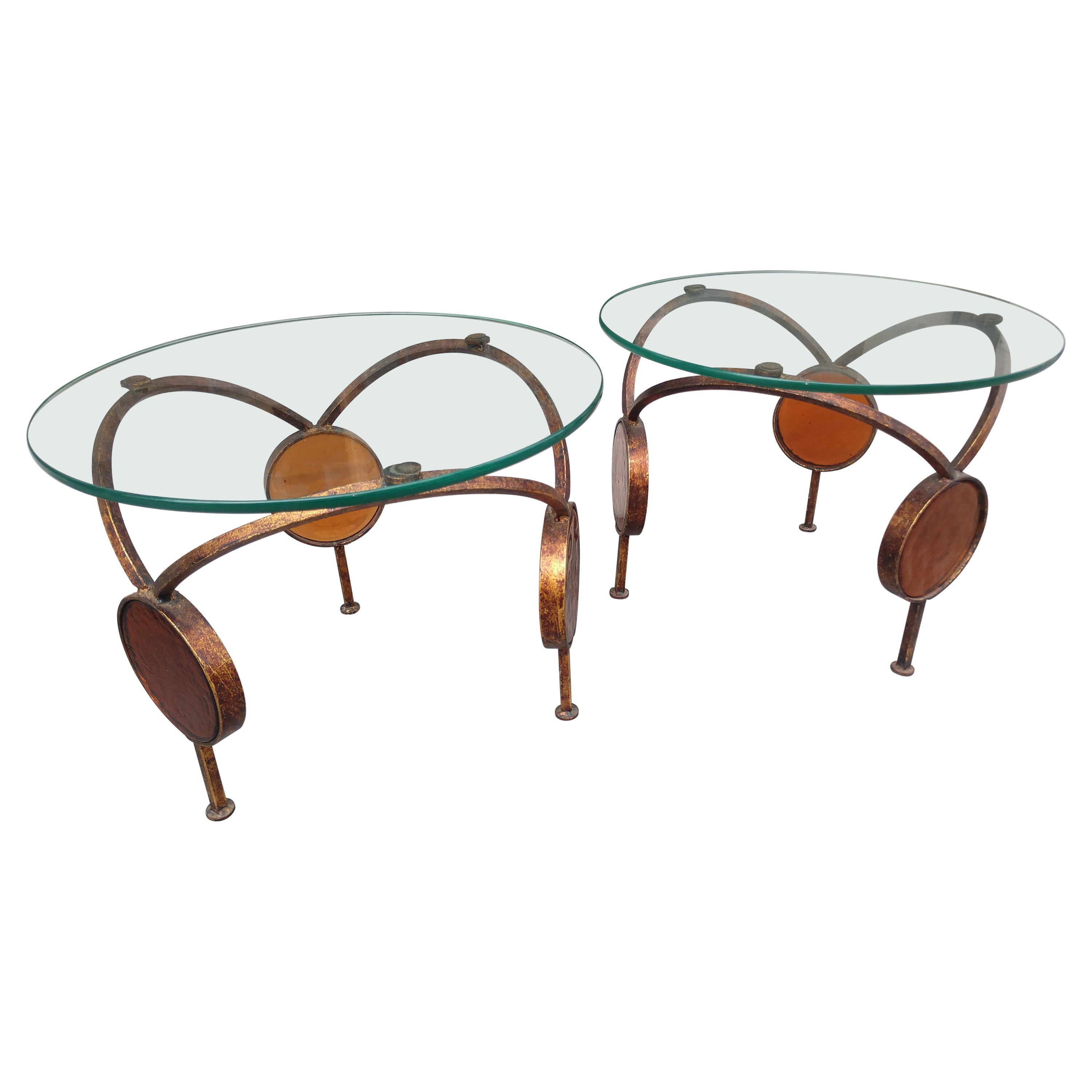 Sculptural Modern Triangular End Table For Sale at 1stDibs