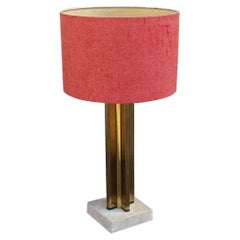 Lampada da tavolo minimalista italiana con base quadrata in ottone e oro di Marbe degli anni '70
