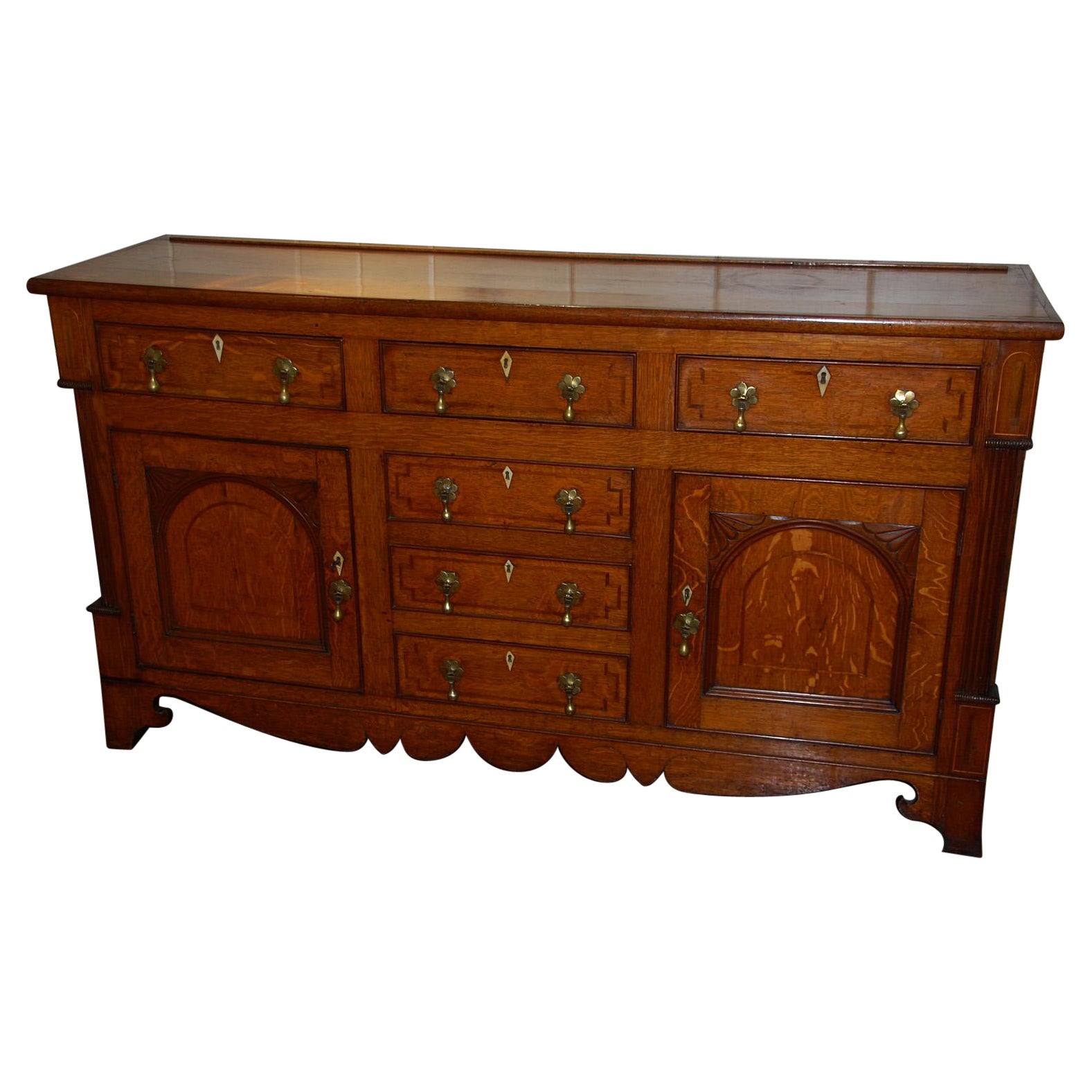 Welsh William IV Oak and Walnut Low Dresser with Drawers and Cupboards