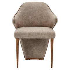 MARILYN Modern dining chair with solid wood legs