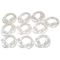 Ten Dorothy Thorpe Lucite Napkin Rings in Pretzel Shape Mid-Century Modern, 1980