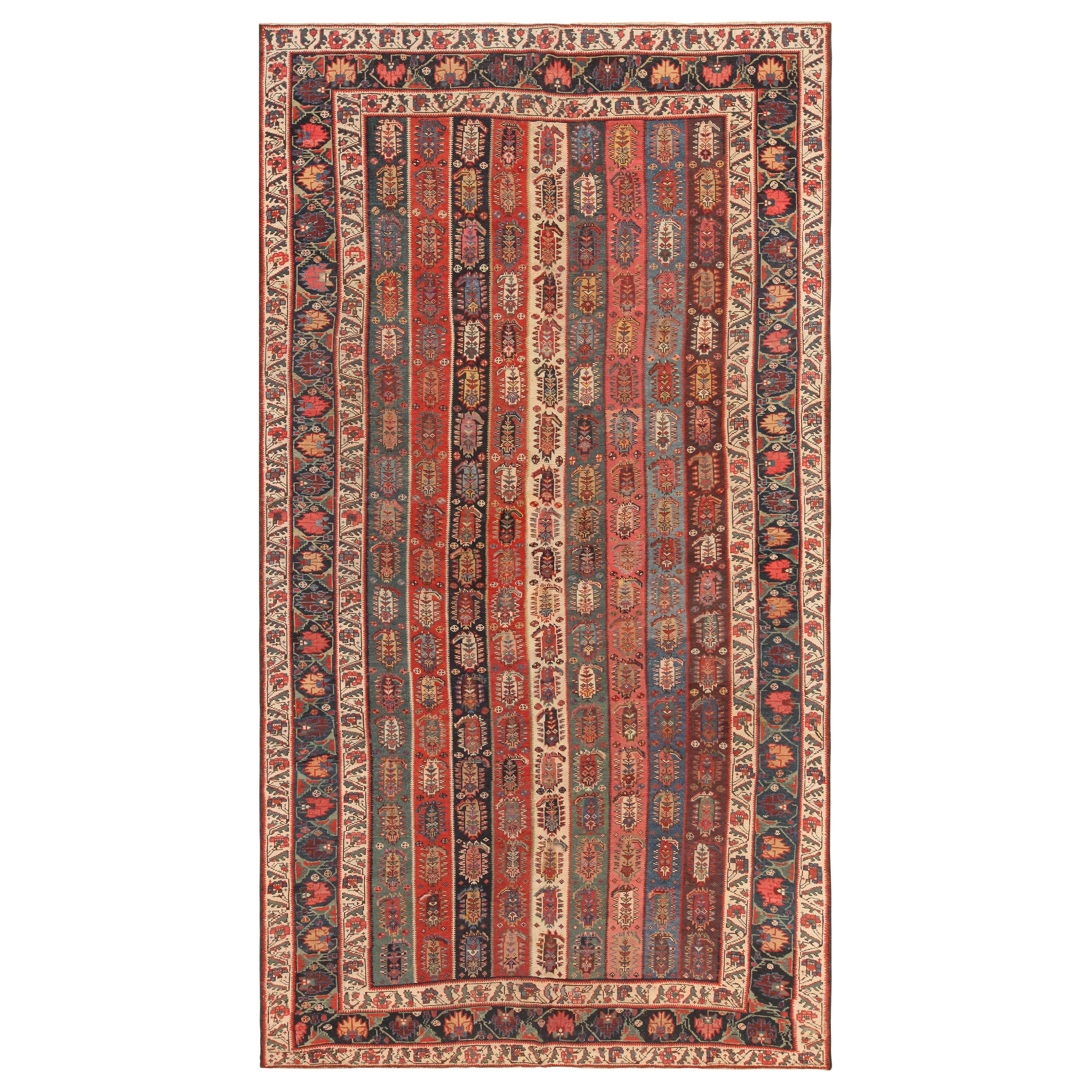Antiker nordwestlicher persischer Stammes-Teppich.6 ft 5 in x 11 ft 8 in