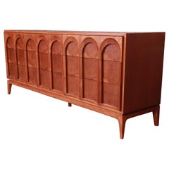 Thomasville Mid-Century Modern Burled Walnut Dresser oder Credenza:: neu lackiert