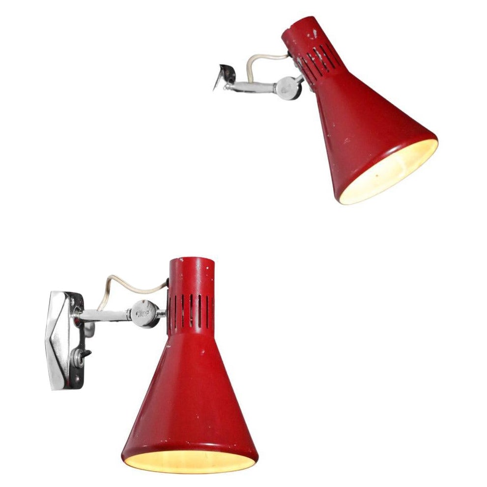 Pair of 60's Italian Red Lacquered Sconces by Stilnovo, D414 For Sale