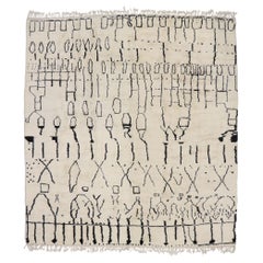 Nouveau tapis berbère marocain contemporain inspiré par Cy Twombly