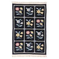 Vintage Chinese Floral Kilim Rug with English Country Cottage Style