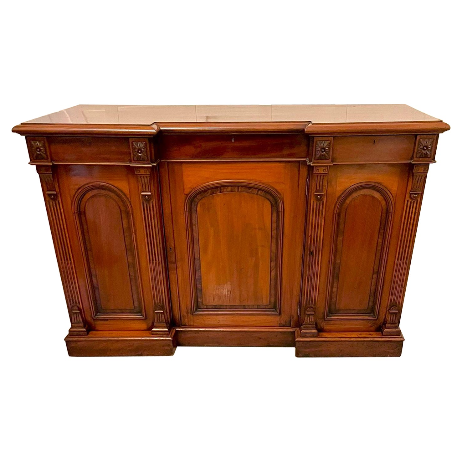 19th Century Antique Victorian Mahogany Breakfront Sideboard For Sale