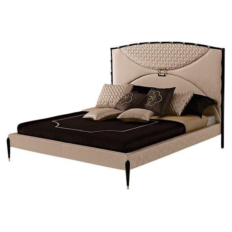 21st Century Carpanese Home Italia Bed with Wooden Base Modern, 7095